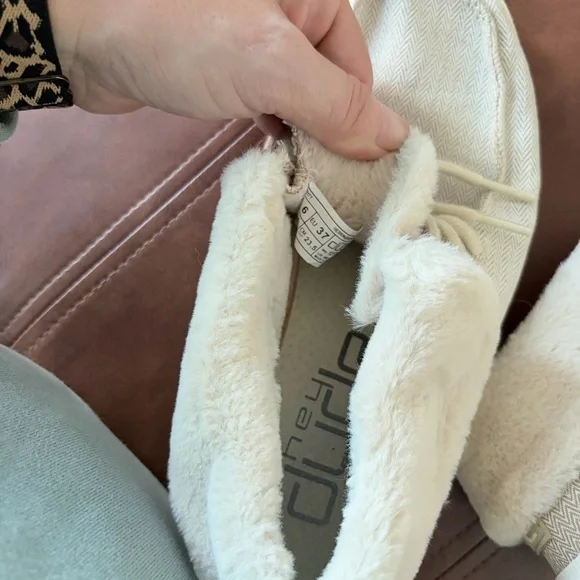 Hey Dude Britt Shoe - Picture 7 of 7